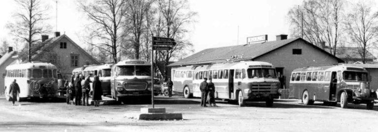 Opettaja Keijo Jaakolan valokuvanäyttely